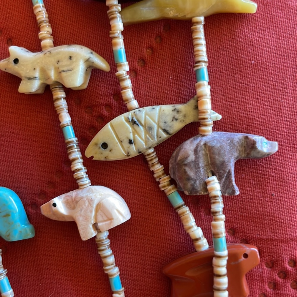 Native American fetish necklace - Picture 5 of 7